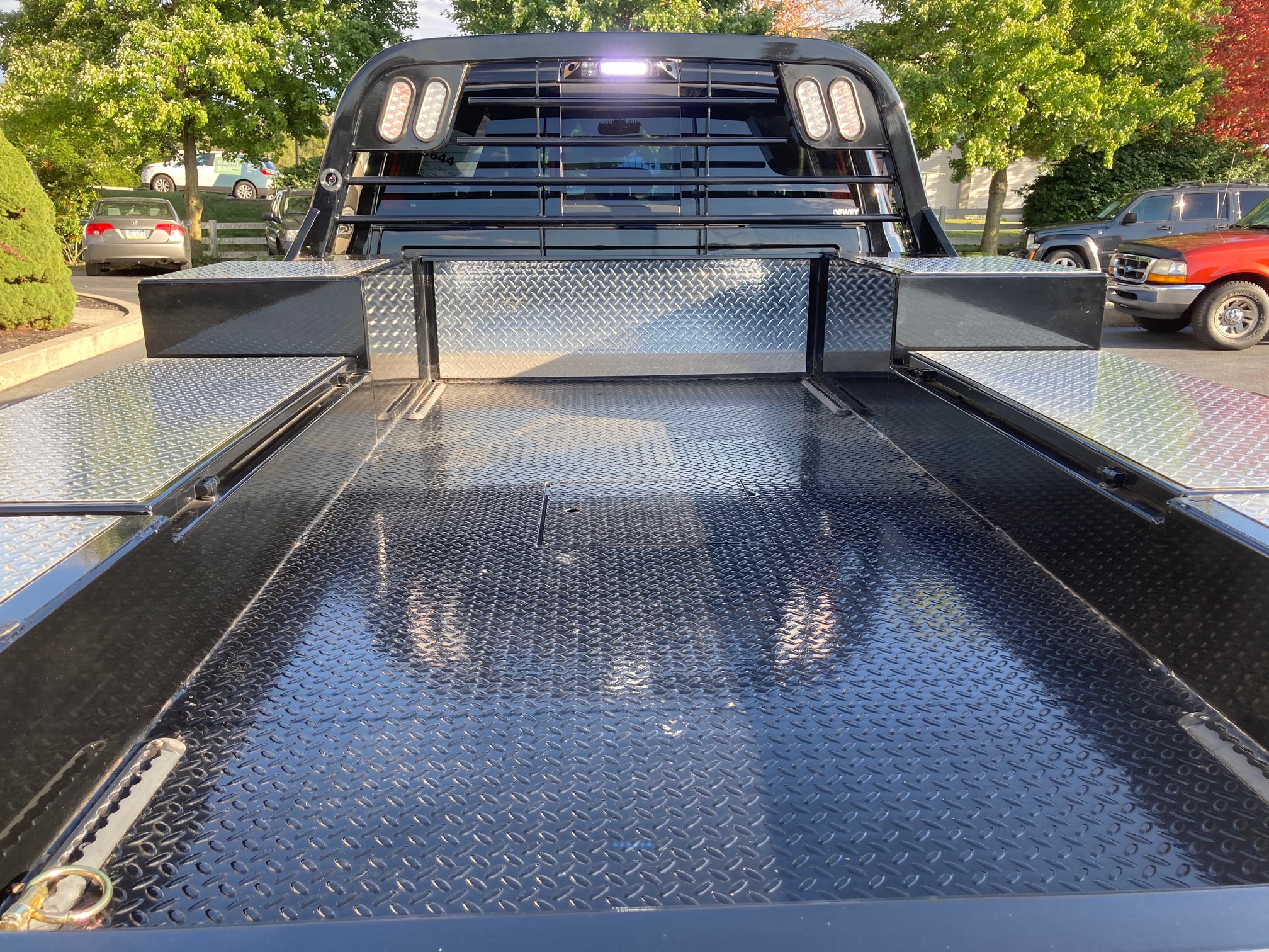 Ultimate Guide to Choosing the Right Pickup Truck Bed for Your Needs