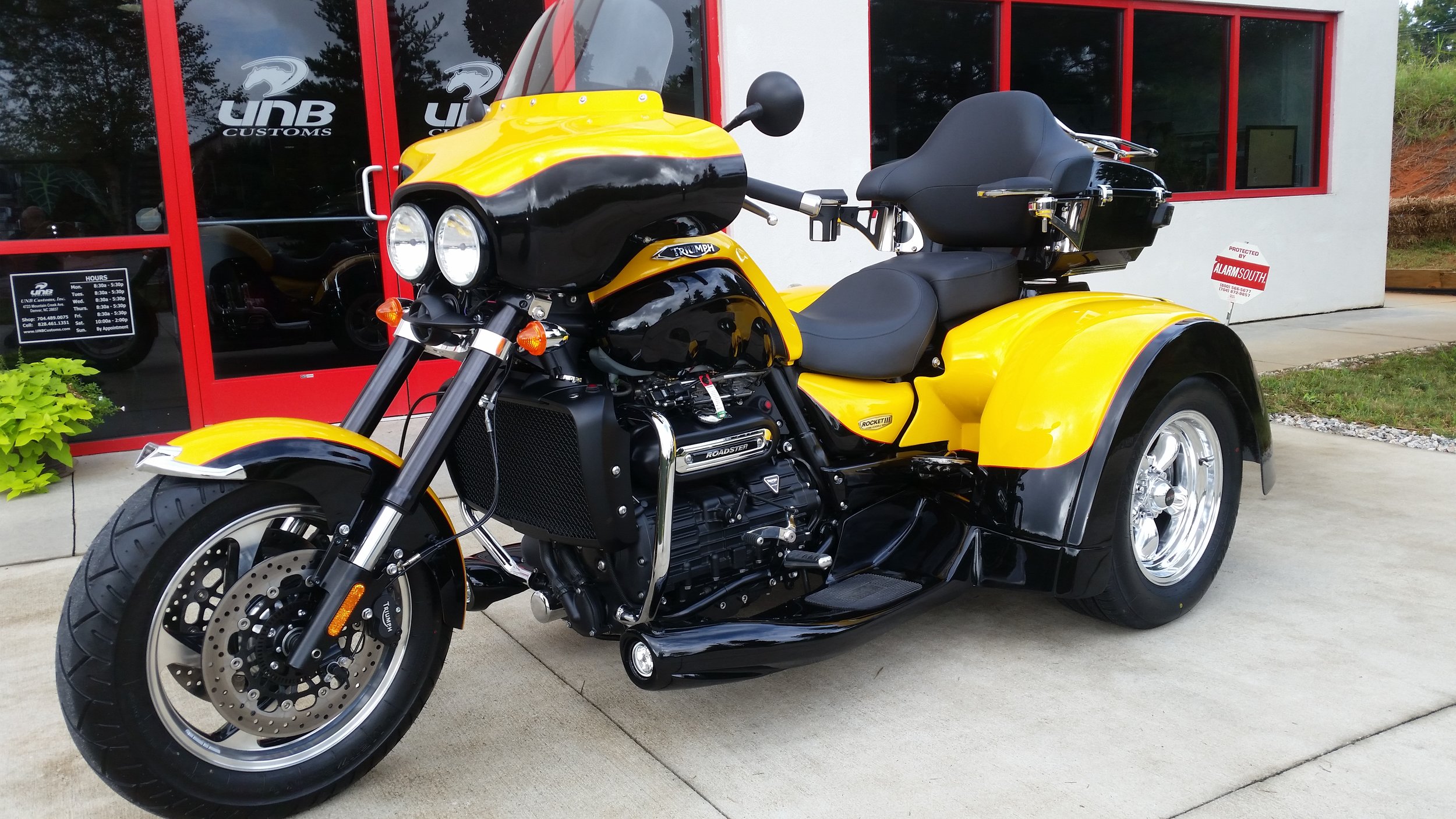 Ultimate Crotch Rocket Motorcycle Trike Kit: Convert Your Bike Today!