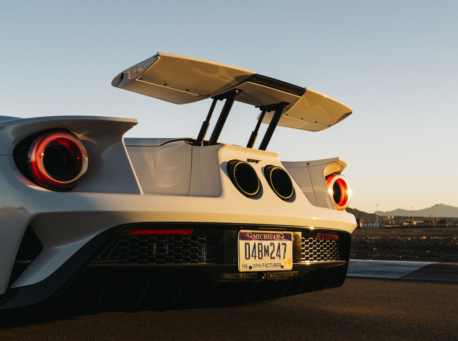 Best Sports Car Rear Spoilers for Performance and Style