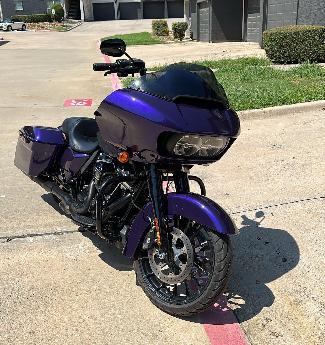 Purple Motorcycles: Find Unique Bikes and Special Editions Online