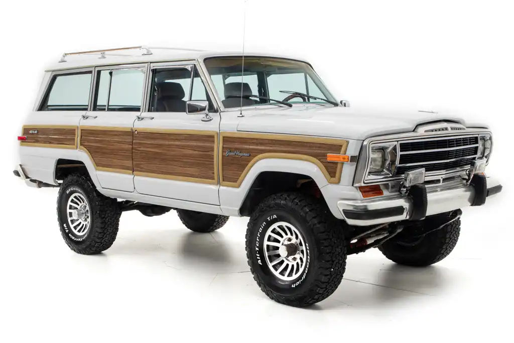 Vintage SUV: Why These Classic Cars are Back in Style
