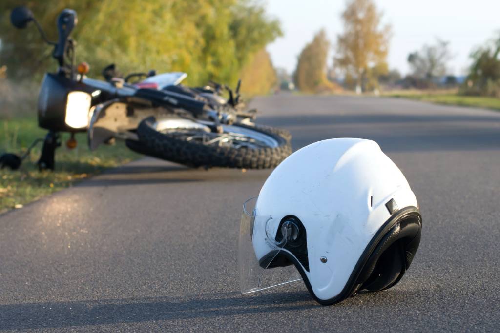 Stay Safe on the Road with a Quality White Motorcycle Helmet