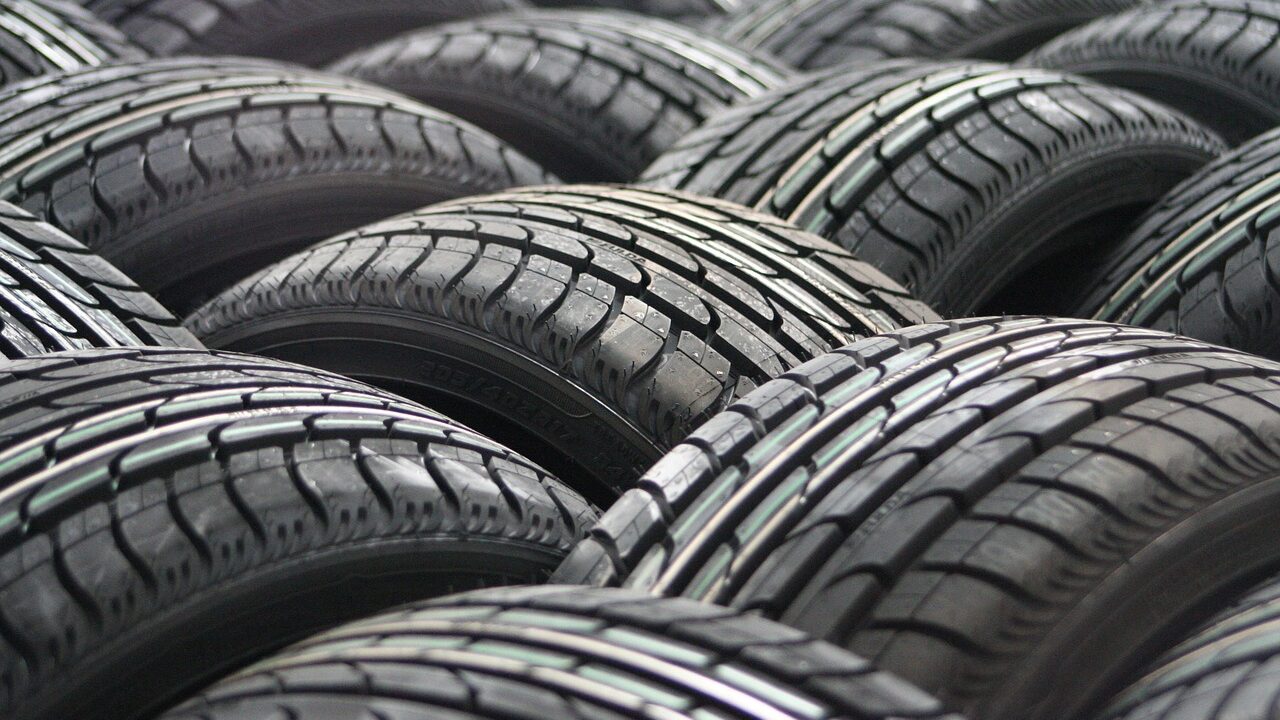 Best Tires for Sports Cars: Top Picks for Grip and Performance