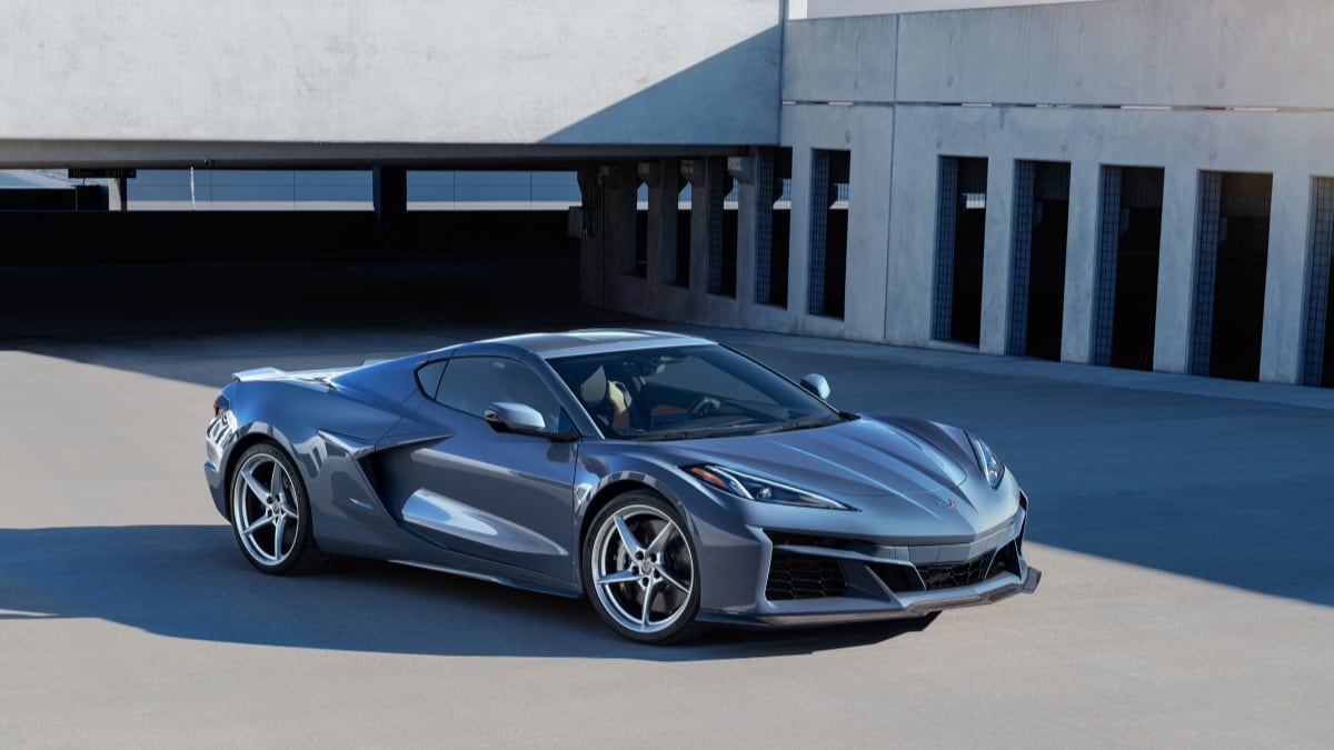 How to choose the best akr sports car? Top tips from the experts for you!