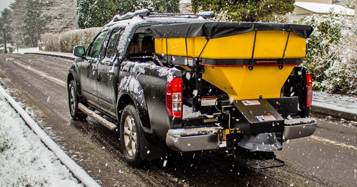 Salt Spreaders for Pickup Trucks Reviews and Buying Guide for Beginners