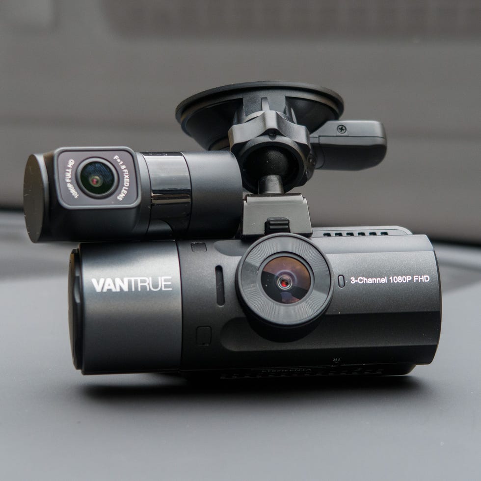 Best Dash Cam For Pickup Truck: Top Picks For 2024!
