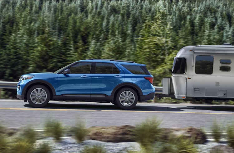 Best hybrid SUV for towing: Get power and fuel efficiency.