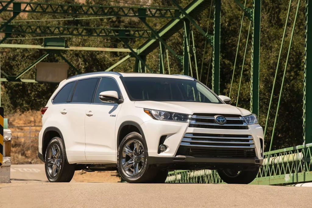 Top-Rated Used SUVs for Fuel Economy: Find Your Perfect Match.