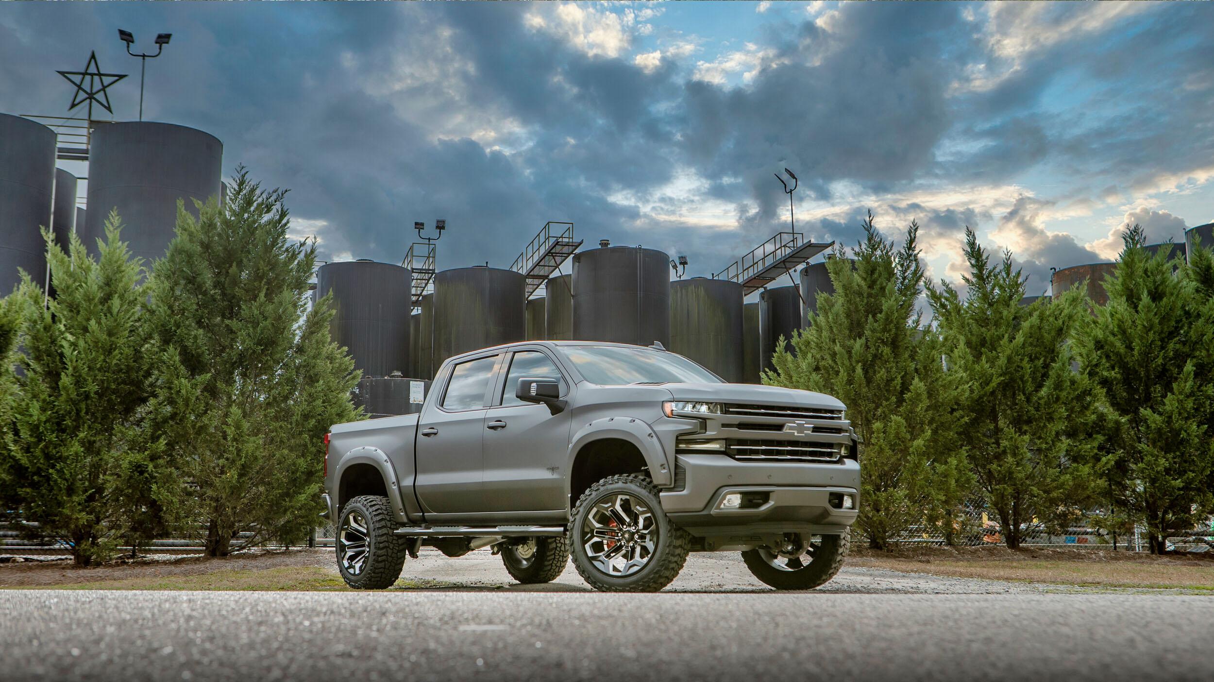 Pickup Truck Lift Kit Installation: DIY or Hire a Pro?