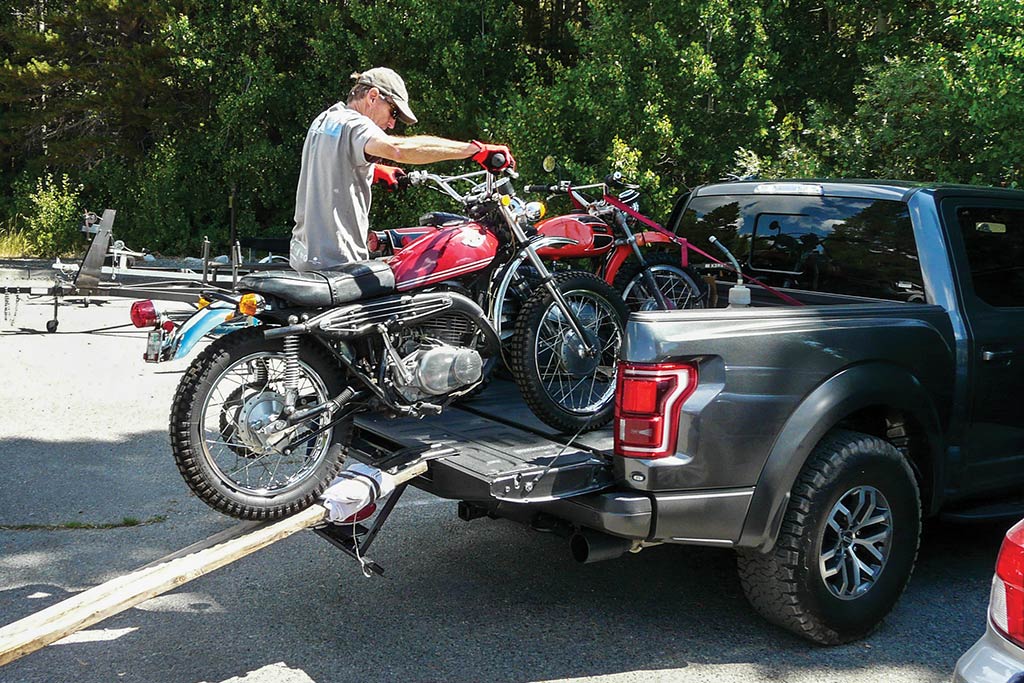 Choosing a Motorcycle Pickup Truck: What to Look For?
