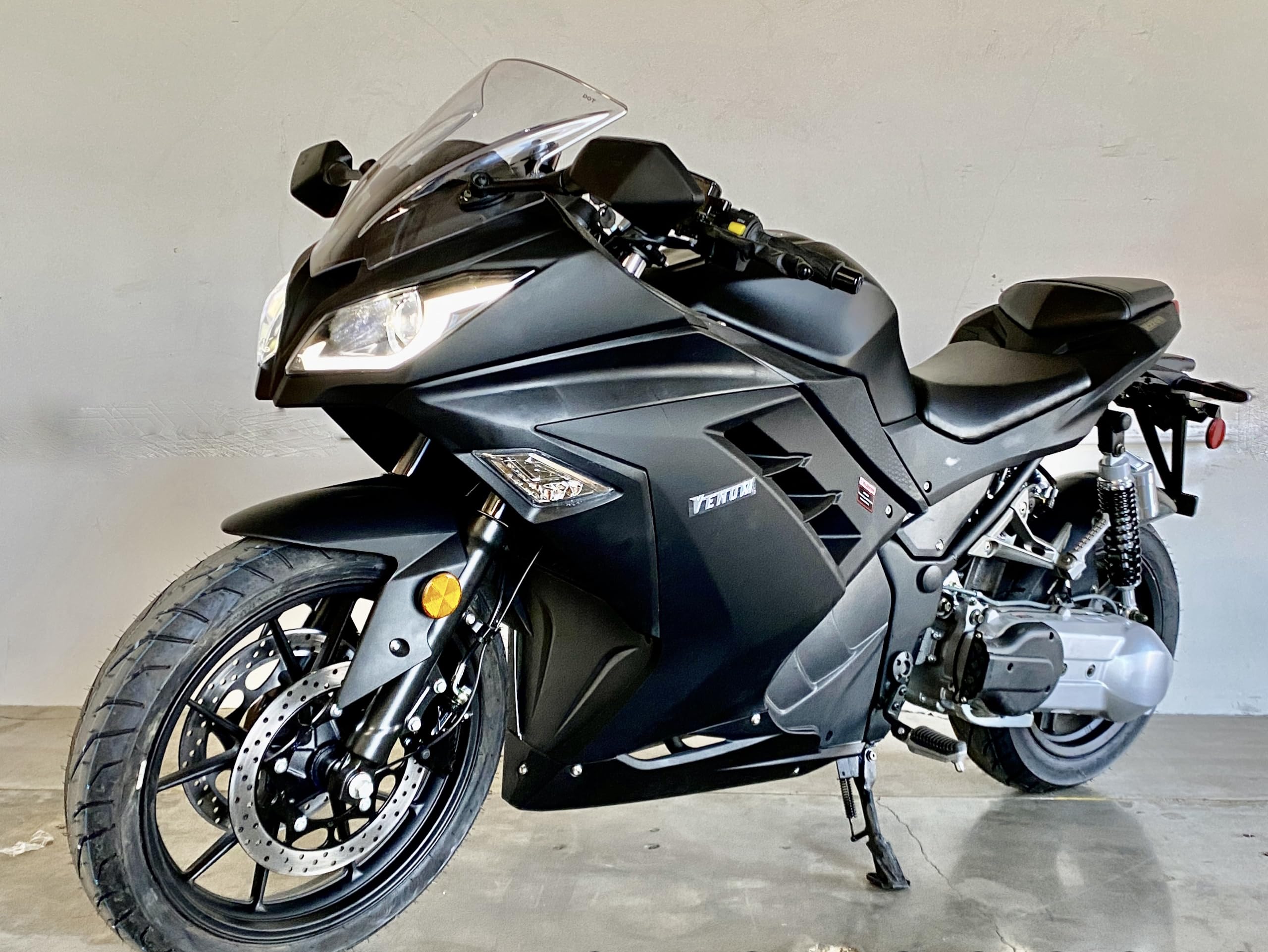 Looking for Over 250cc Automatic Motorcycles? Find Adult Options Here!